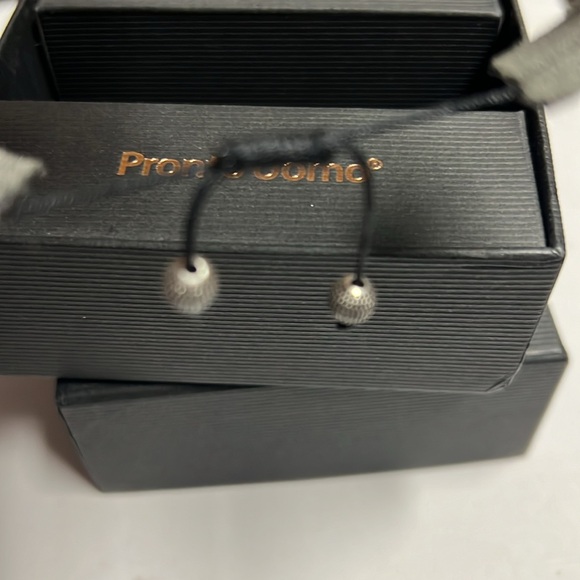 Pronto Uomo White Pearl Bracelet New! - Picture 3 of 10